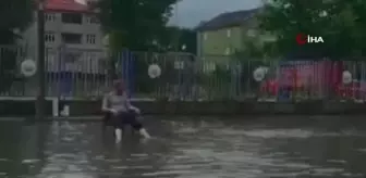 Zonguldak'ta Şiddetli Yağmur Sonrası Yollar Sular Altında Kaldı