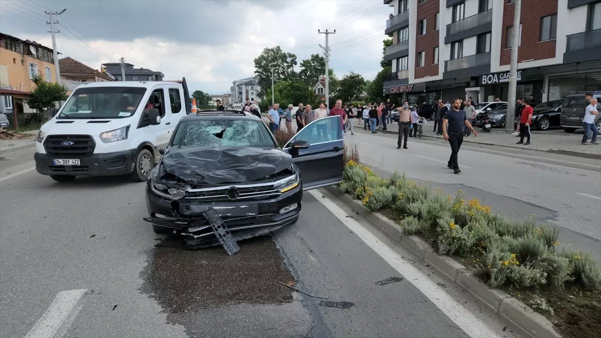 Düzce\'de Elektrikli Bisiklet Kazası: Sürücü Hayatını Kaybetti