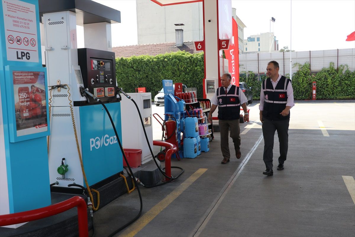 Edirne ve Tekirdağ\'da akaryakıt istasyonlarında denetim yapıldı
