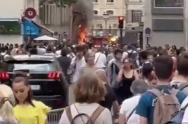 Fransa'nın başkenti Paris'te doğal gaz patlaması! 4 yaralı var