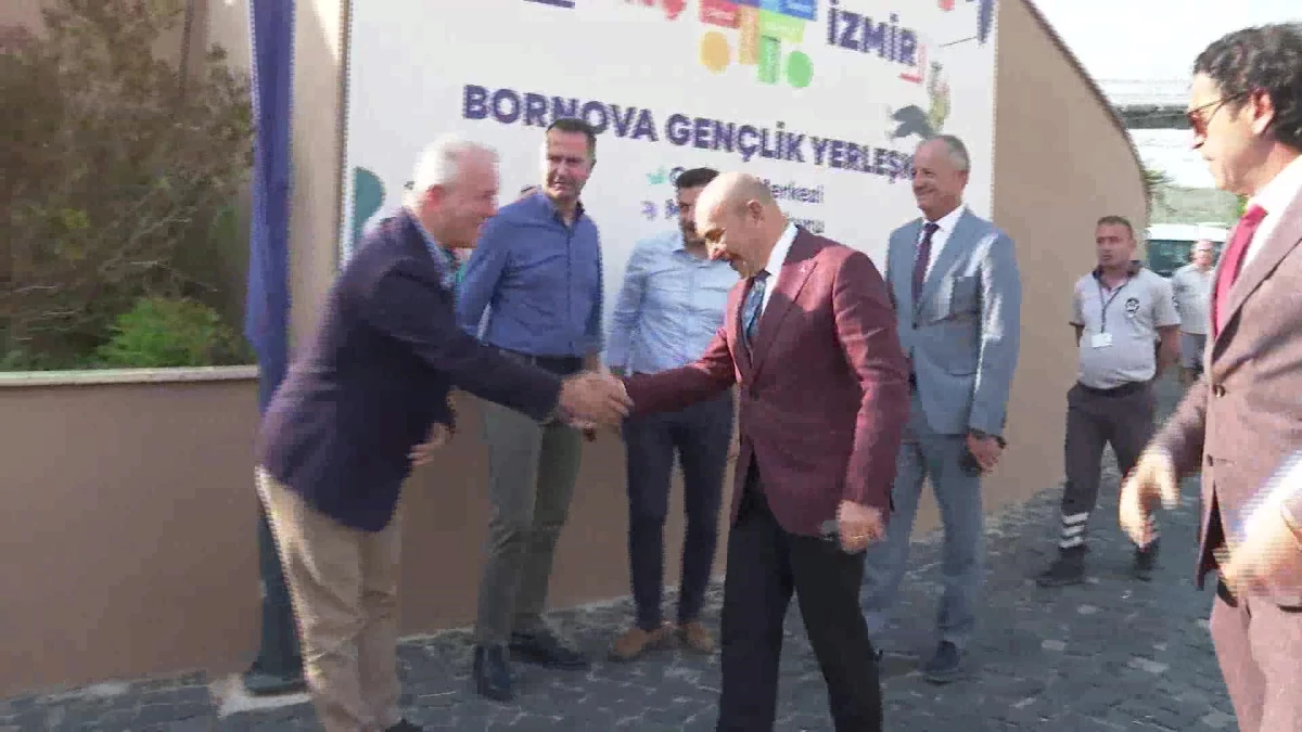 Genç İzmir Bornova Gençlik Yerleşkesi Açıldı