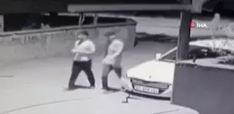 Batman'da Hırsızlar Yoldan Geçerken Motosiklet Çaldı