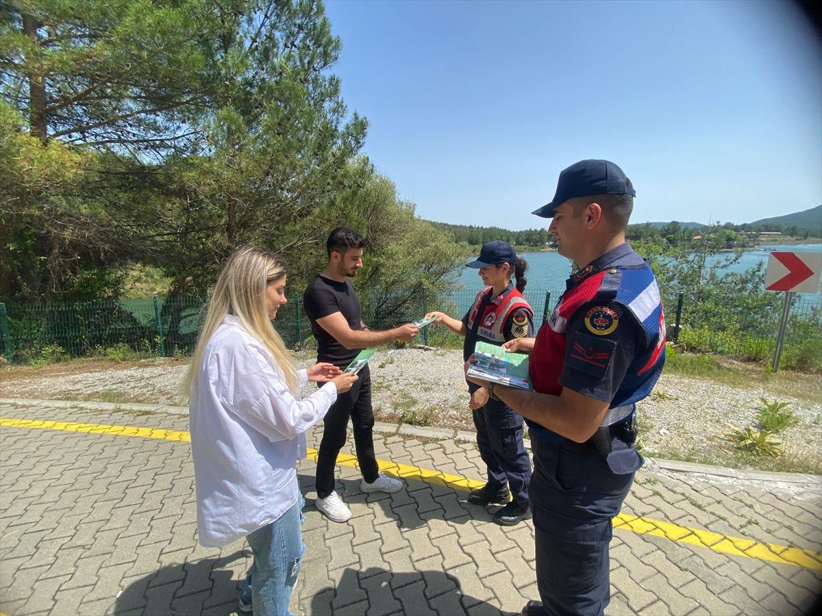 Muğla\'da Jandarma Ekipleri Orman Yangınlarına Karşı Devriye Geziyor