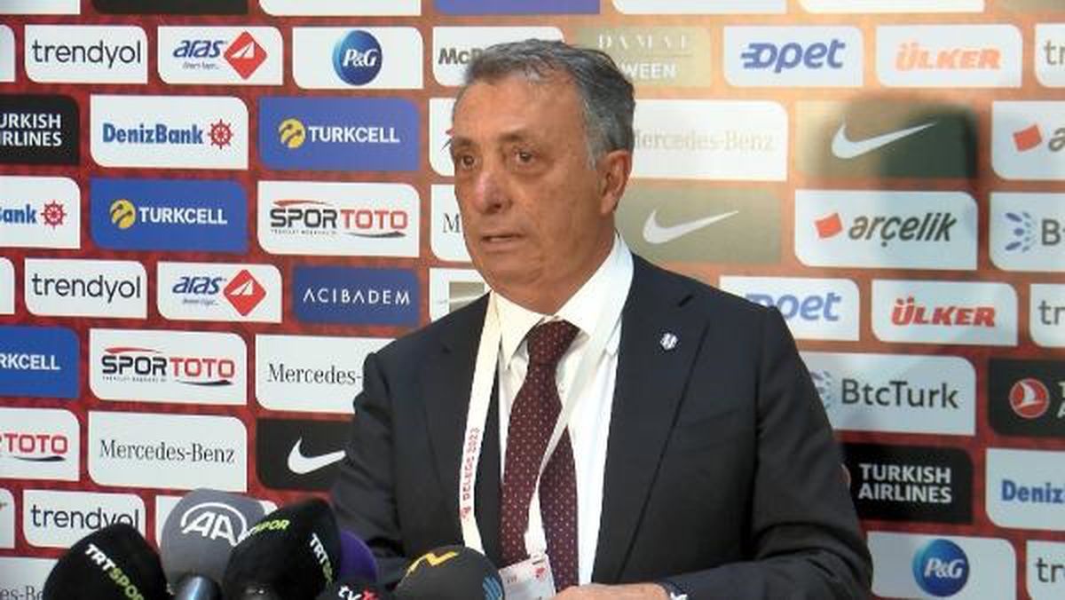 Beşiktaş Başkanı Ahmet Nur Çebi: \'Biz ne görürsek onu yapacağız dedik. Beyazsa beyazın içindeyiz, siyahsa siyah.\'