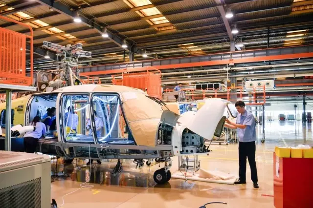 Çin'in Tianjin Kentinde Sivil Helikopter Endüstrisi Hızla Kalkınıyor Çin'in Tianjin Kentinde Sivil Helikopter Endüstrisi Hızla Kalkınıyor