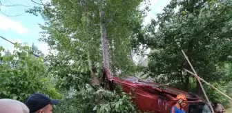 Depremden kurtulan öğrenciler kaza sonucu hayatını kaybetti