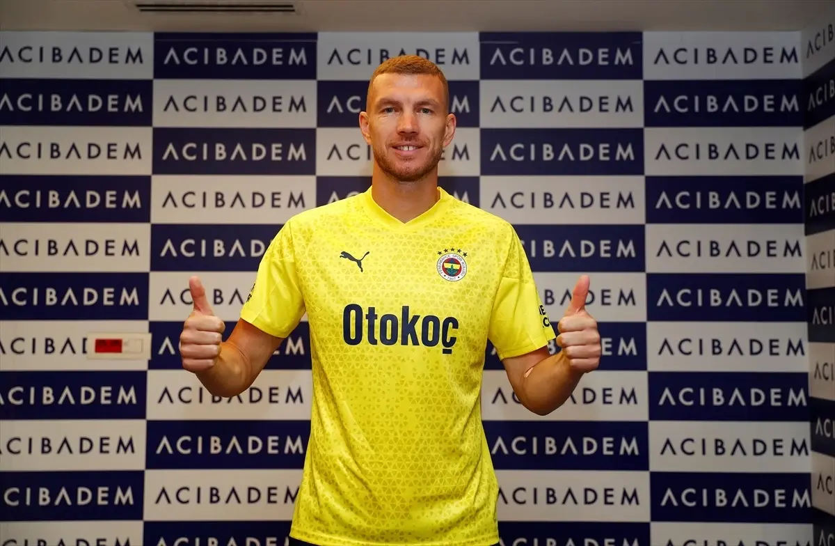 Fenerbahçe, Edin Dzeko\'yu transfer etti