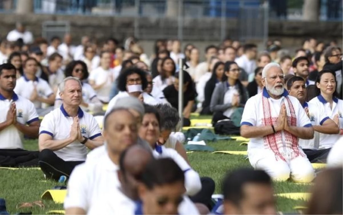 Hindistan Başbakanı Modi, BM Genel Merkezi\'nde Yoga Günü etkinliğine katıldı