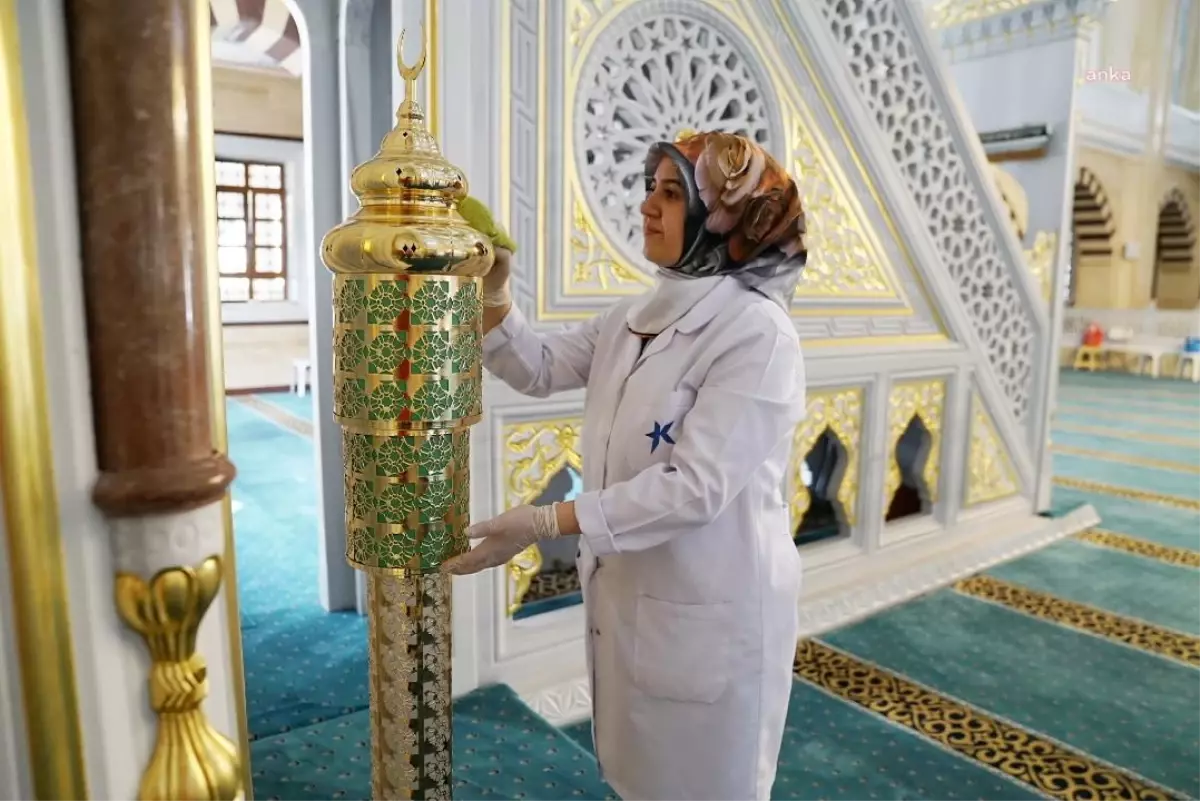 Küçükçekmece Belediyesi, Kurban Bayramı öncesi çalışmalarını hızlandırdı