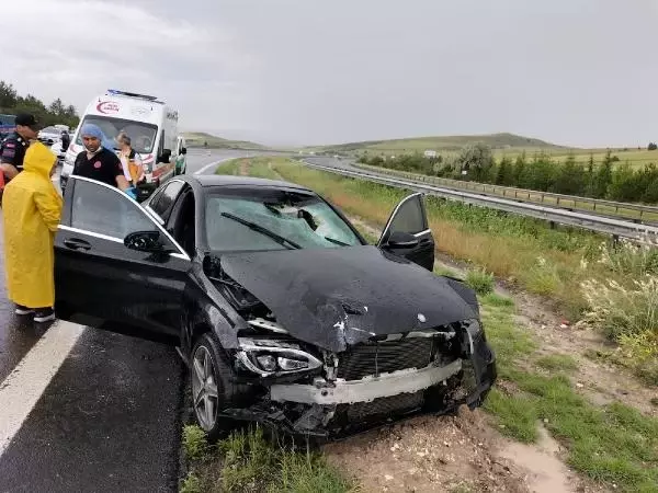 Pilot, otoyolda fırlayan taşın isabet etmesi sonucu hayatını kaybetti