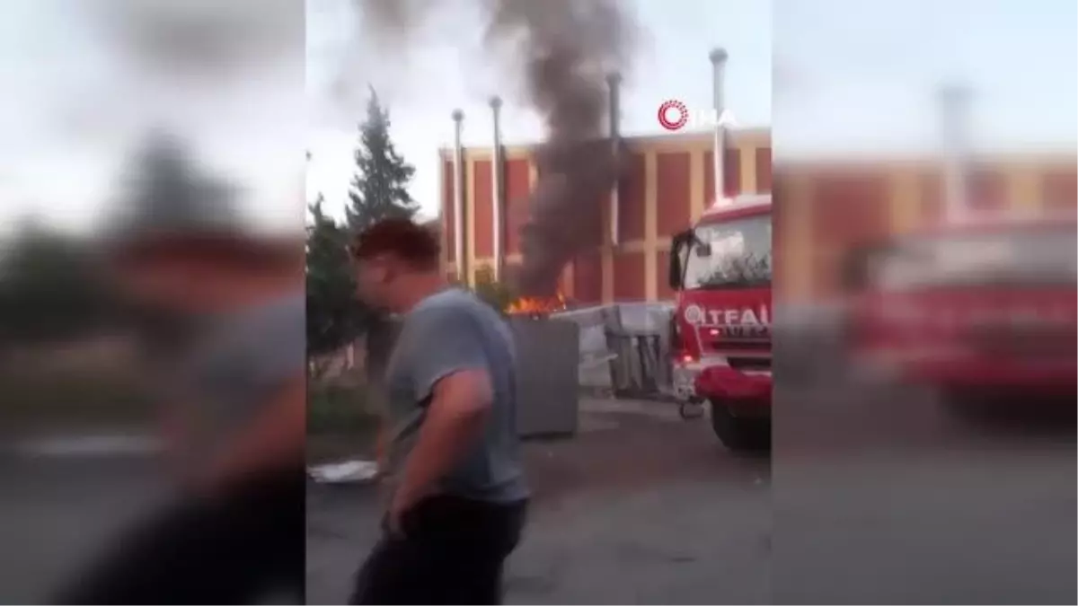 Gebze\'de Su Soğutma Tesisatı Yapımı Sırasında Yangın Çıktı, Bir İşçi Yaralandı
