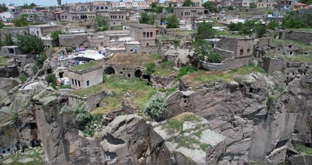 Toprağından tarih fışkırıyor! Binlerce yıl medeniyetlere beşik olan ilçe: Güzelyurt