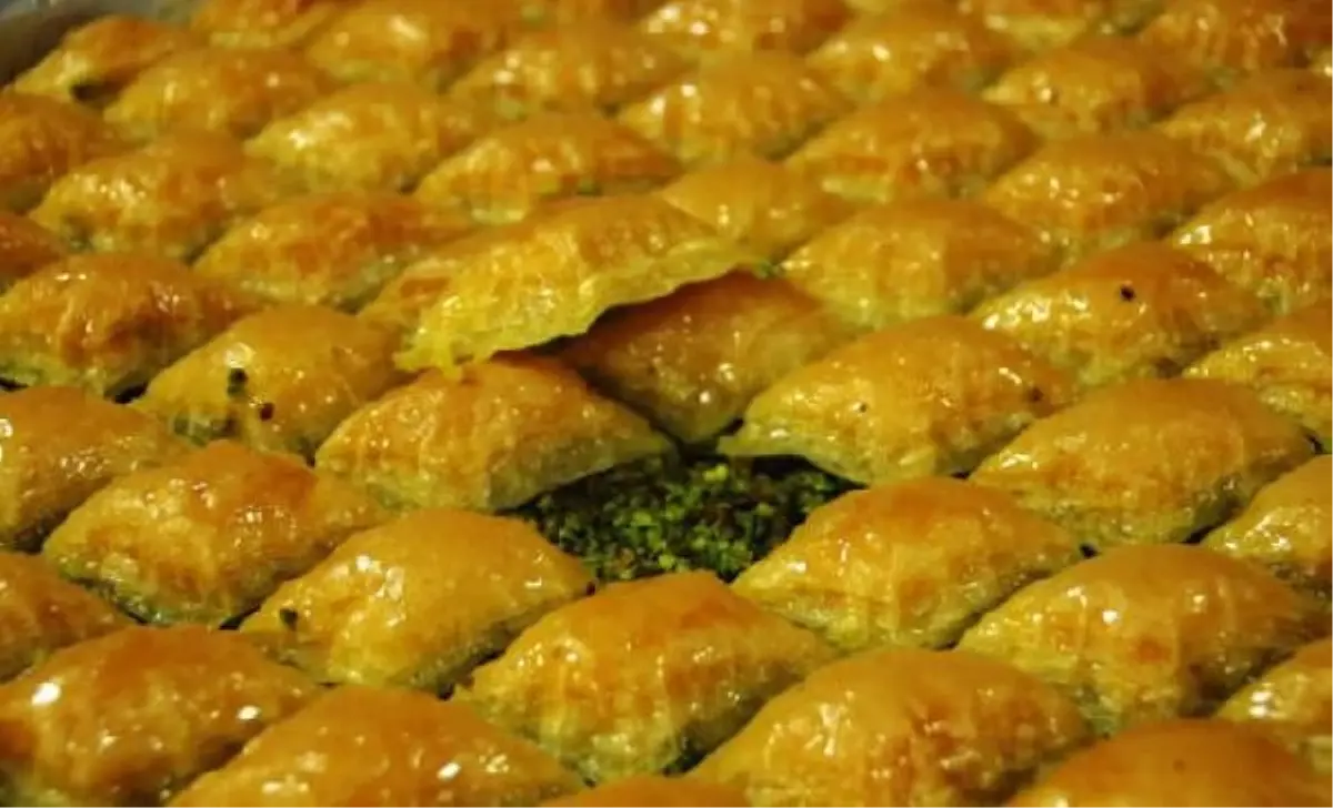 Türkler ve Yunanlar arasında baklava tartışması devam ediyor