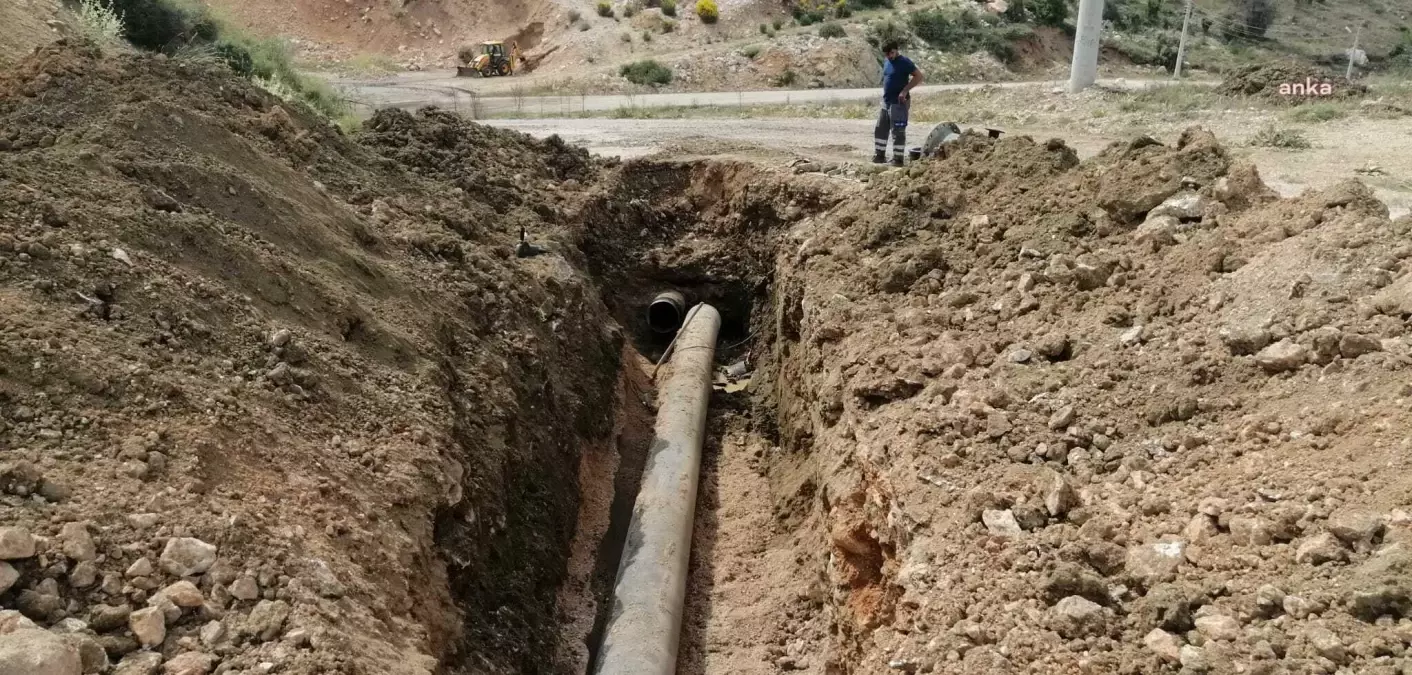 Antalya\'da Heyelan Nedeniyle Patlayan Su İsale Hattı Onarıldı