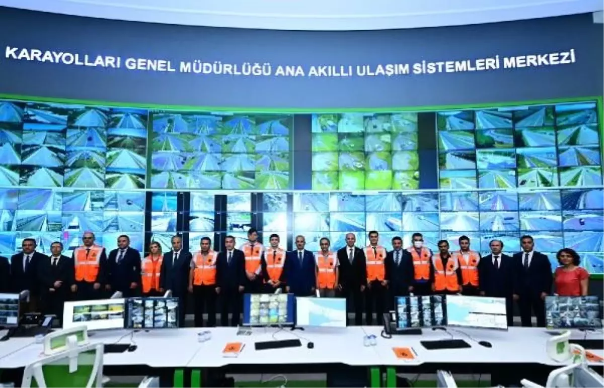 Ulaştırma Bakanı: Bayram tatili boyunca 1000 ekip, 5 bin 400 personel trafik güvenliği için görev yapacak