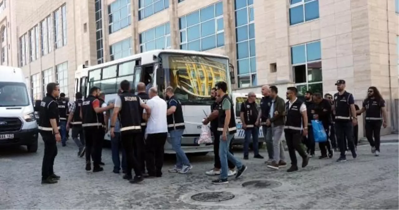 Edirne\'de silah ve mühimmat kaçakçılığı operasyonu: 24 gözaltı