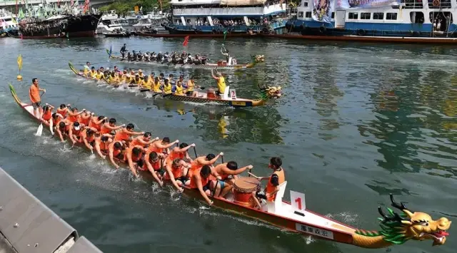 Ejderha Teknesi Festivali, Çin'in Hong Kong ve Makao Bölgelerinde Kutlandı