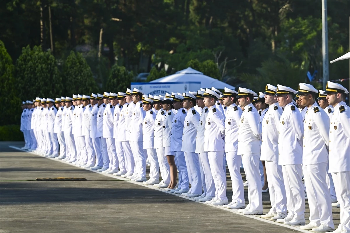 İTÜ Denizcilik Fakültesi\'nden 106 öğrenci mezun oldu