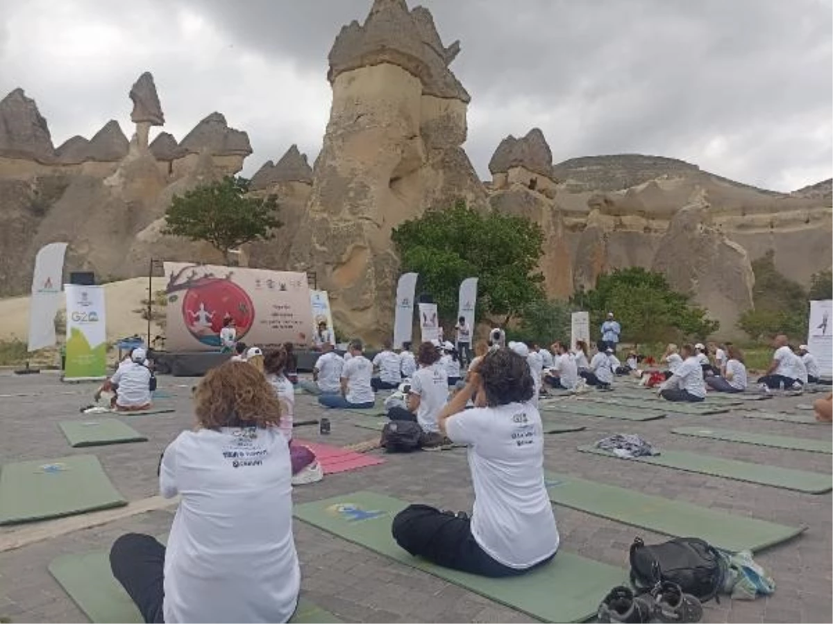 Hindistan Büyükelçiliği, Kapadokya\'da Yoga Etkinliği Düzenledi