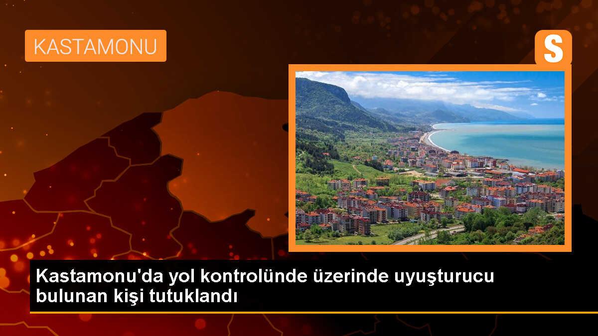 Kastamonu\'da Yol Kontrolü Sırasında Uyuşturucu Ele Geçirildi