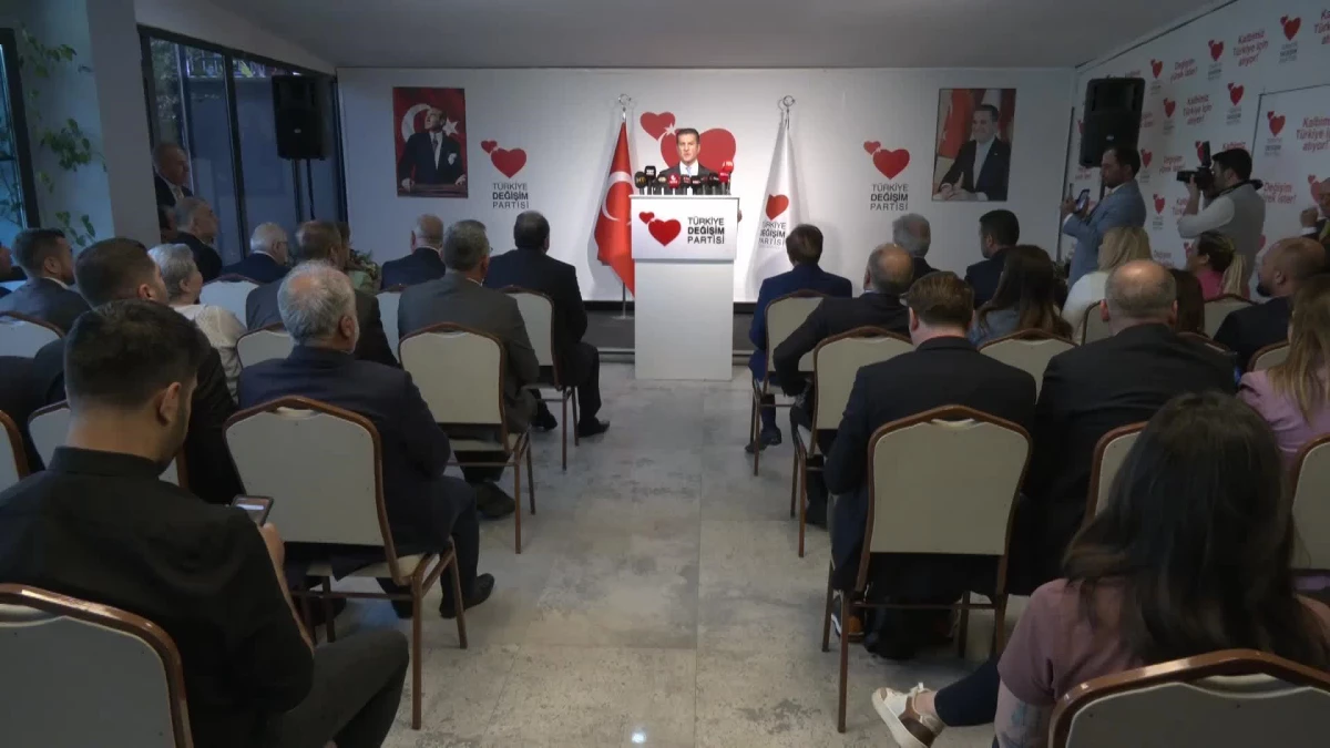 TDP Genel Başkanı Mustafa Sarıgül, CHP ile birleşme kararını açıkladı