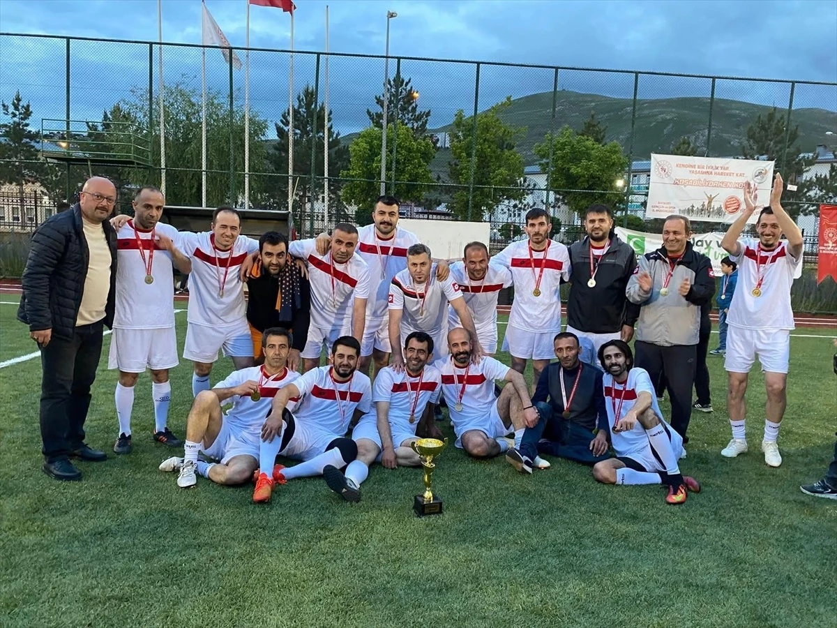 Bayburt\'ta Kurumlar Arası Futbol Turnuvası Sona Erdi