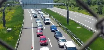 Bolu'da bayram trafiği; Ankara yönü yoğun, İstanbul yönü boş (3)