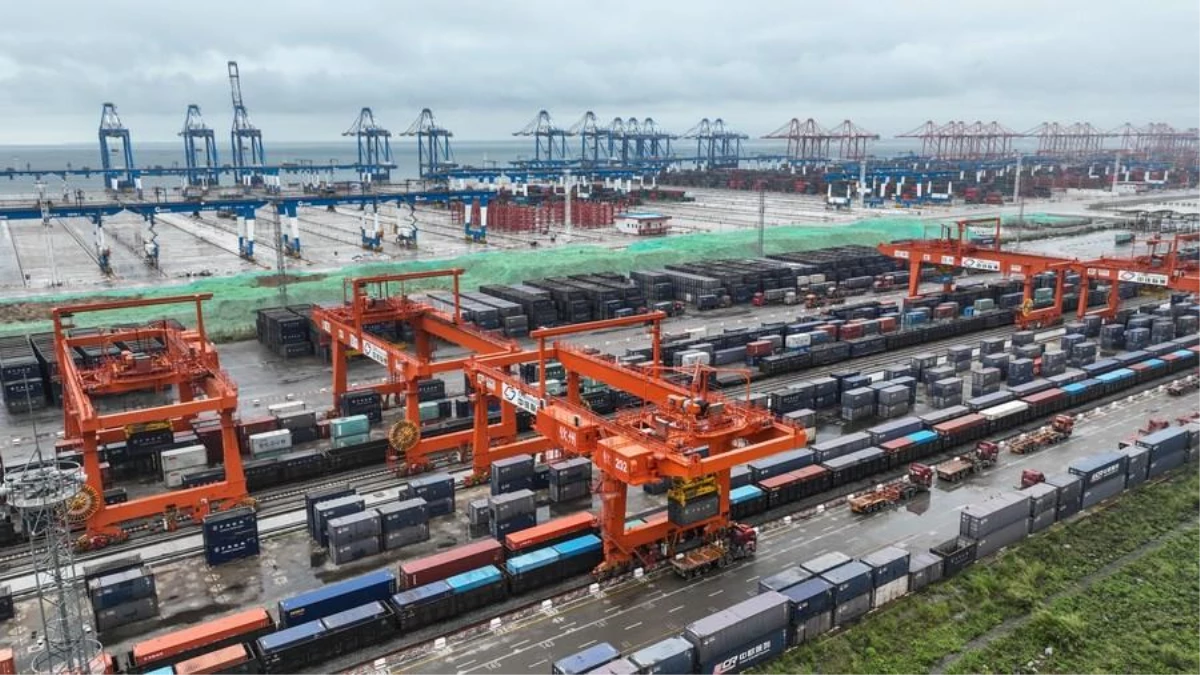 Çin Limanlarında Konteyner İşlem Hacmi 2022\'de Yüzde 4,7 Arttı