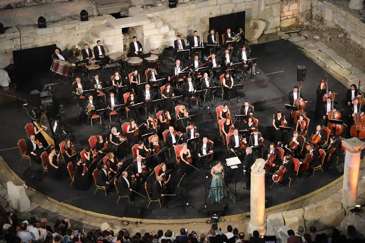 Cumhurbaşkanlığı Senfoni Orkestrası, Laodikya Antik Kenti\'nde konser verdi