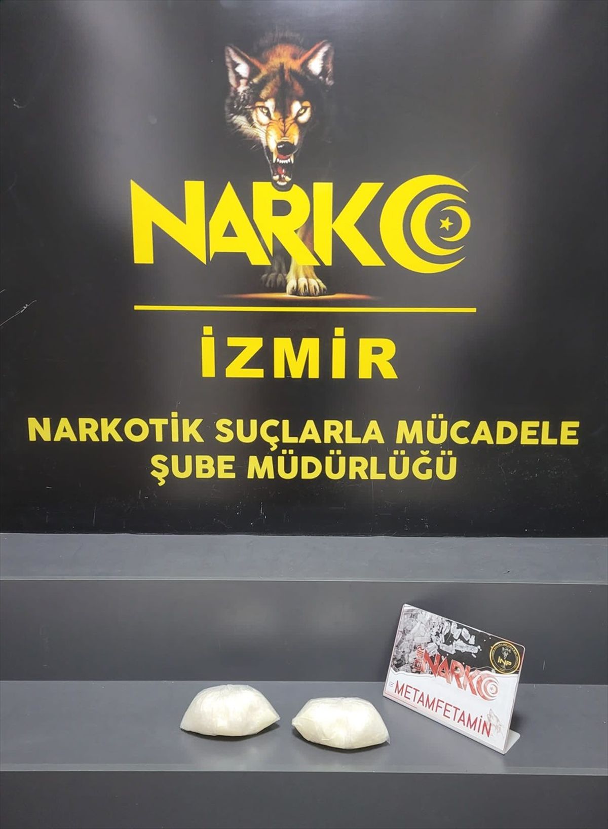 İzmir\'de 1 kilogram sentetik uyuşturucu ele geçirildi, zanlı tutuklandı