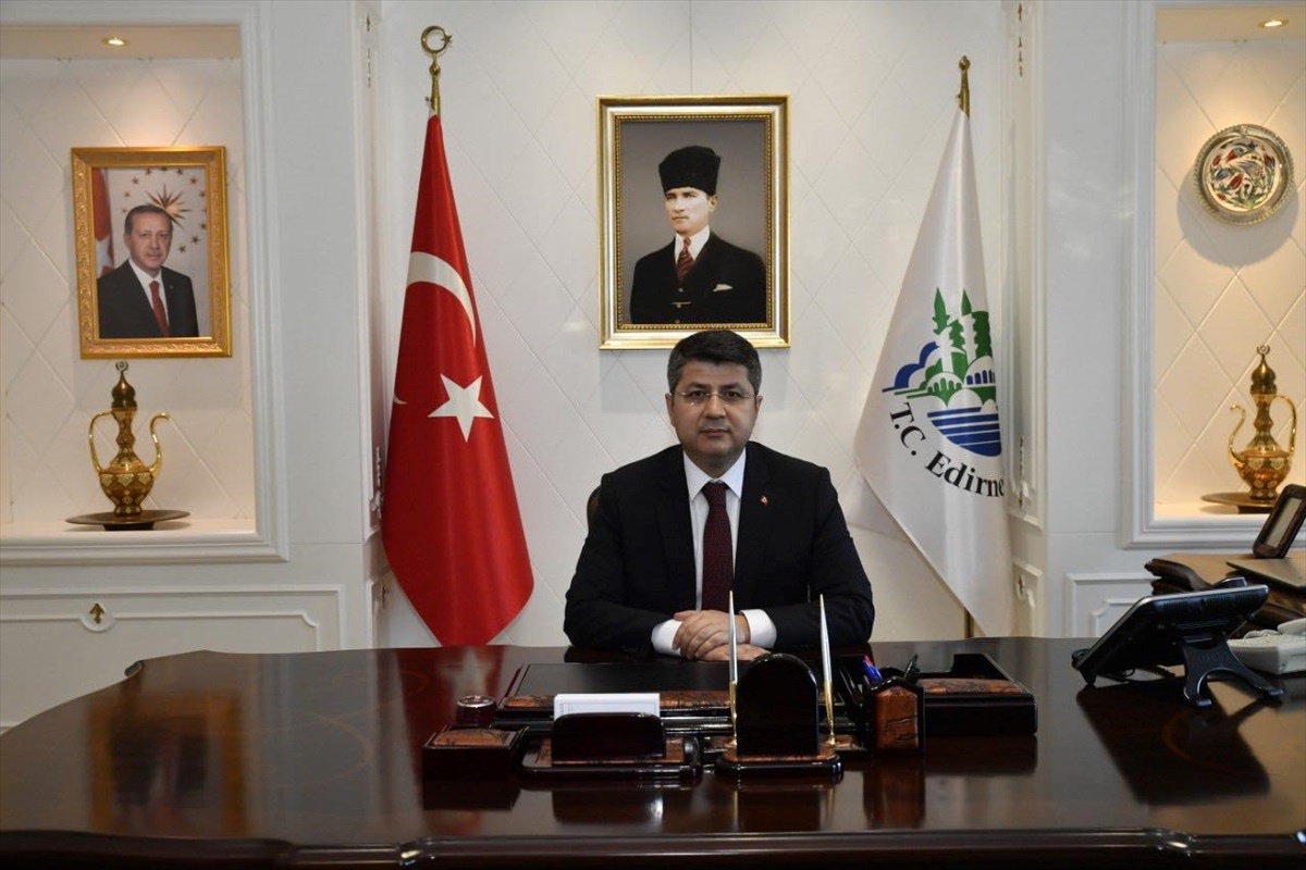 Edirne Valisi H. Kürşat Kırbıyık, Sağlık Bakan Yardımcılığı görevine atanması nedeniyle veda mesajı yayımladı