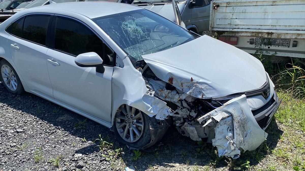 Samsun\'da Otomobillerin Çarpışması Sonucu 3 Kişi Yaralandı