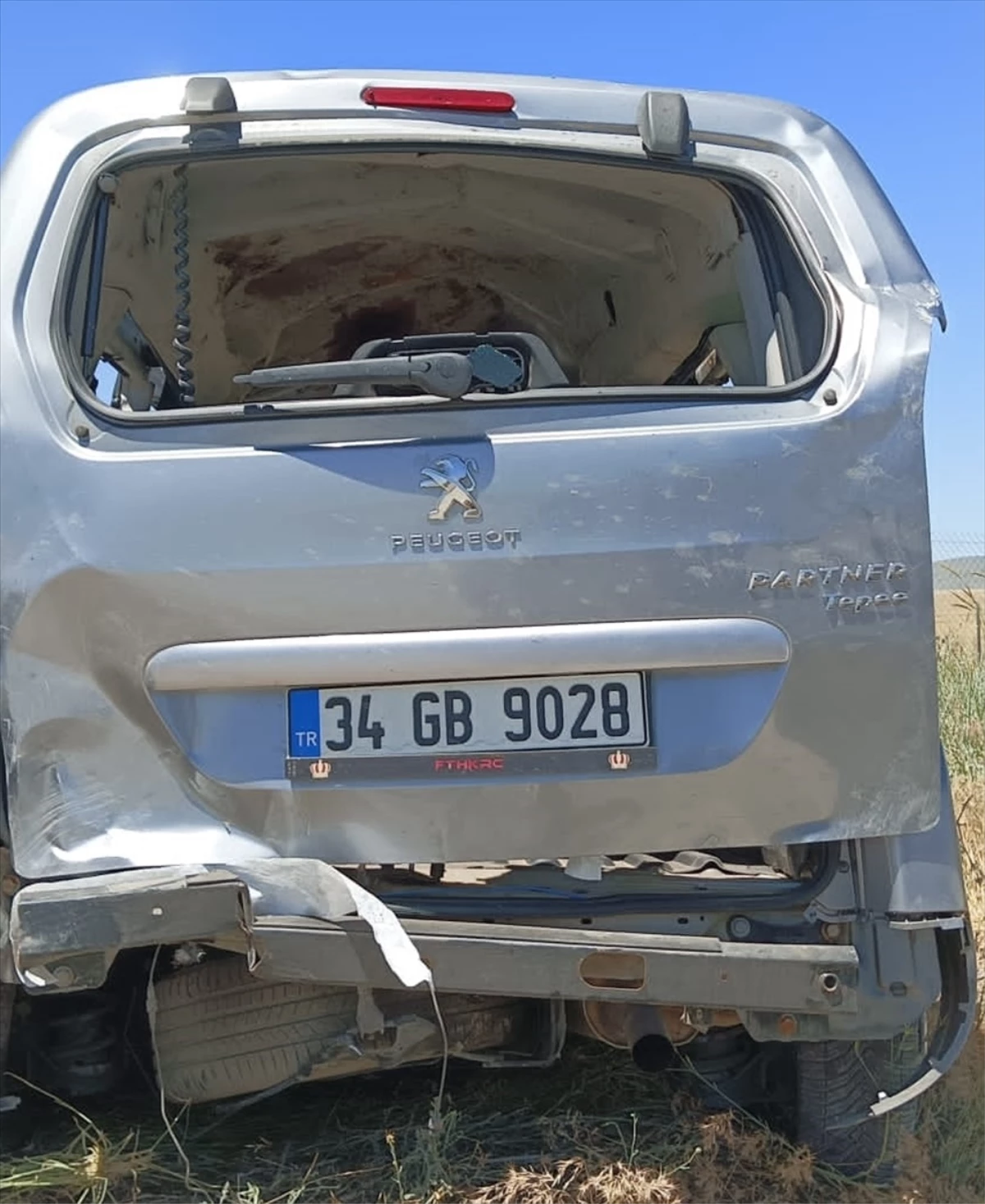 Aksaray\'da korkunç kaza: 1 çocuk hayatını kaybetti, 4 kişi yaralandı