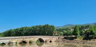 Pazar Belediyesi Tarihi Taş Köprü'nün Yakınlarına Park Alanı Oluşturuyor