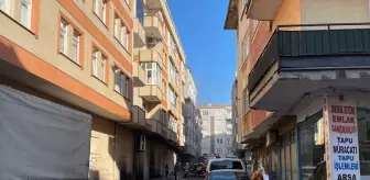 Pendik'teki Yangında 5 Kişi Yaralandı