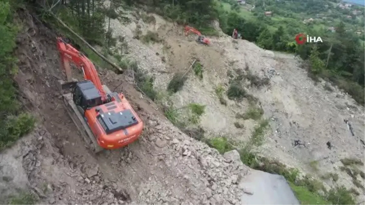 Kastamonu\'da Sel ve Heyelanların Yıktığı Yollar Yeniden Yapılıyor