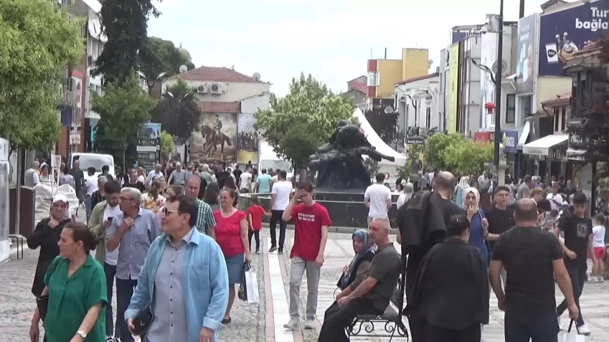 Edirne\'de Kurban Bayramı alışverişi yoğunluk yarattı