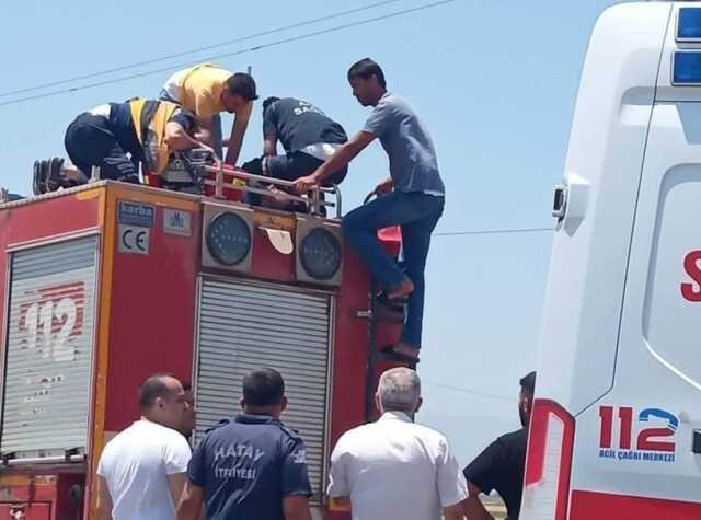 Hatay'da Yangın Sırasında Elektrik Akımına Kapılan İtfaiye Eri Hayatını Kaybetti