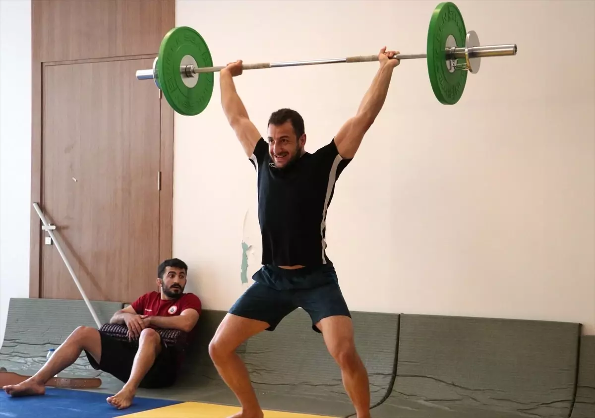 Milli judocu Bilal Çiloğlu, 2024 Paris Olimpiyatları\'nda madalya hedefliyor