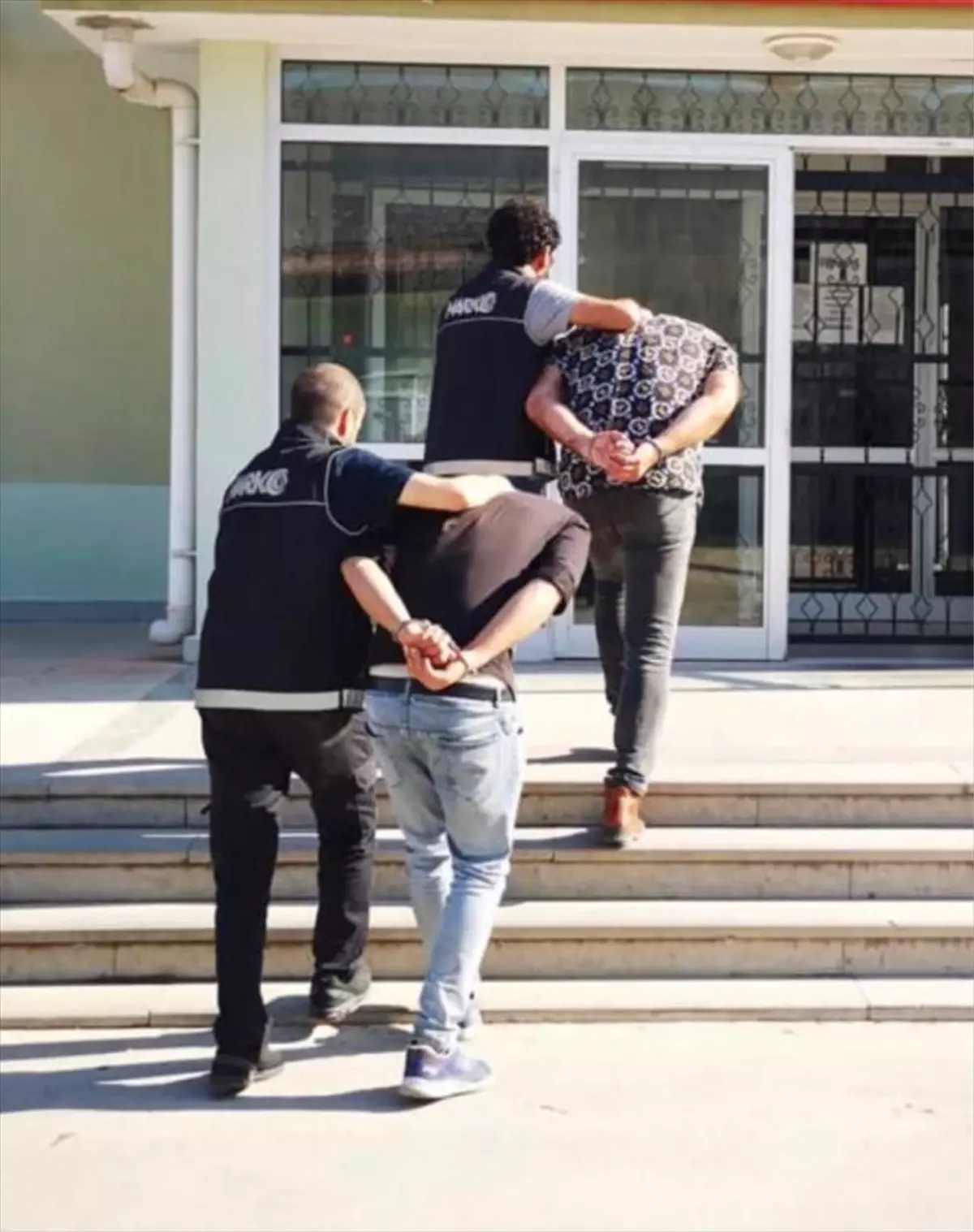 Fethiye\'de Uyuşturucu Operasyonu: 2 İranlı Tutuklandı