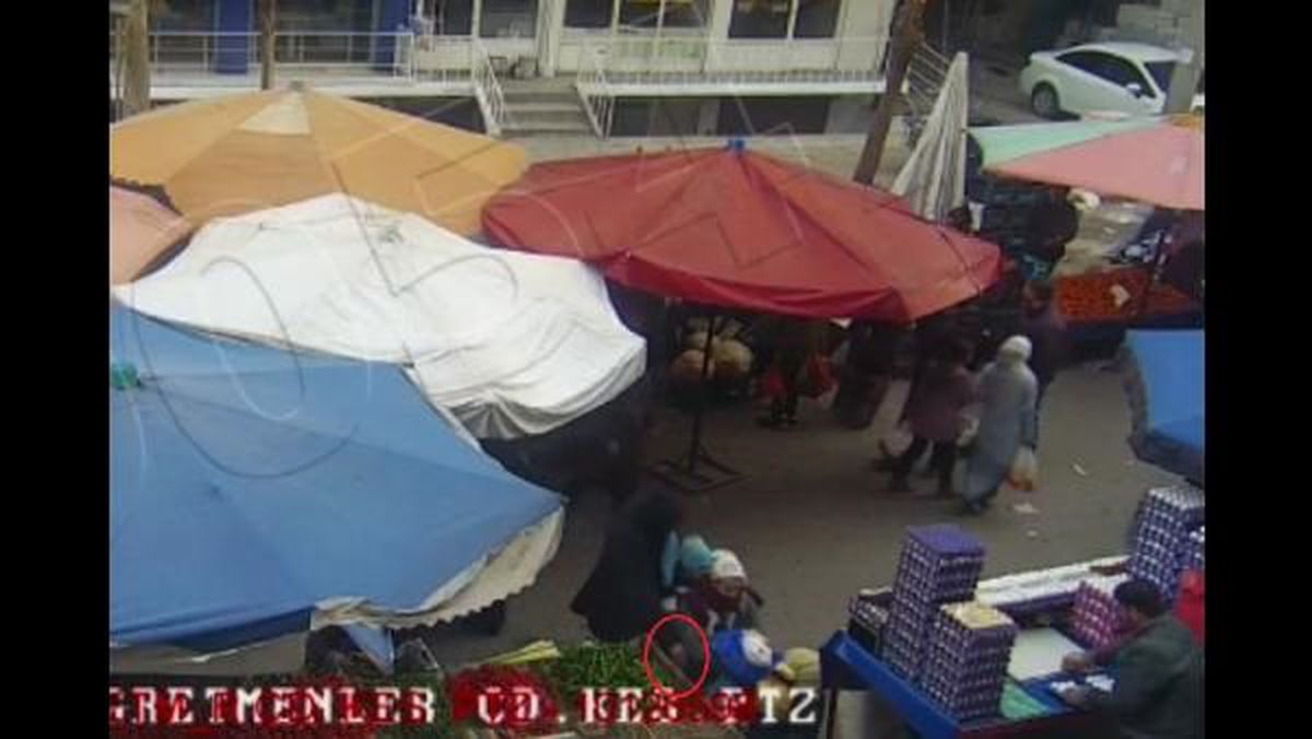 Diyarbakır\'da Bayram Alışverişi Yaparken Yankesicilik Yapan 9 Şüpheli Yakalandı