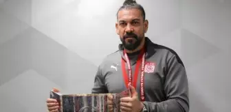 Demir Grup Sivasspor, Servet Çetin'i Teknik Direktör Olarak Atadı