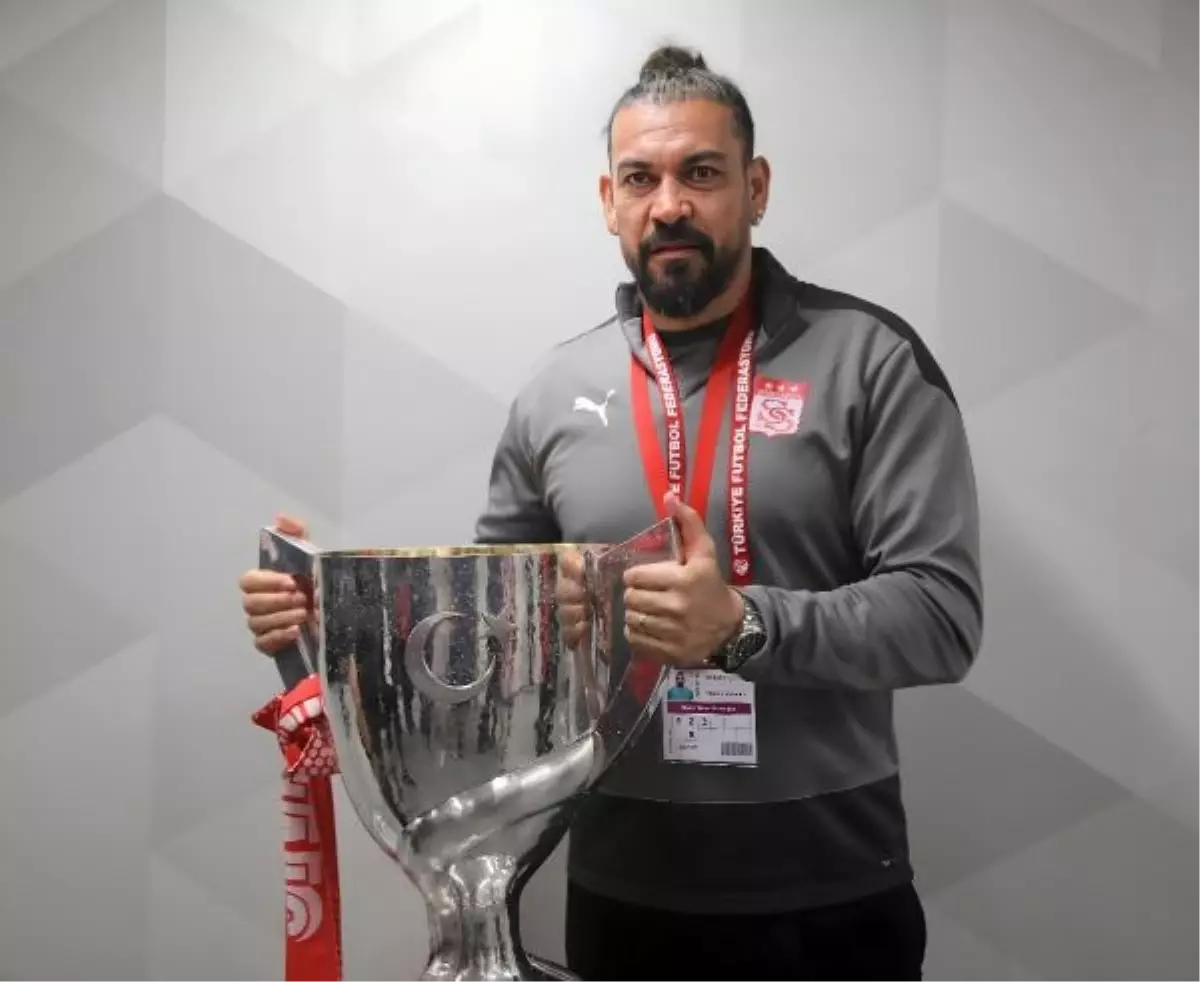 Demir Grup Sivasspor, Servet Çetin\'i Teknik Direktör Olarak Atadı