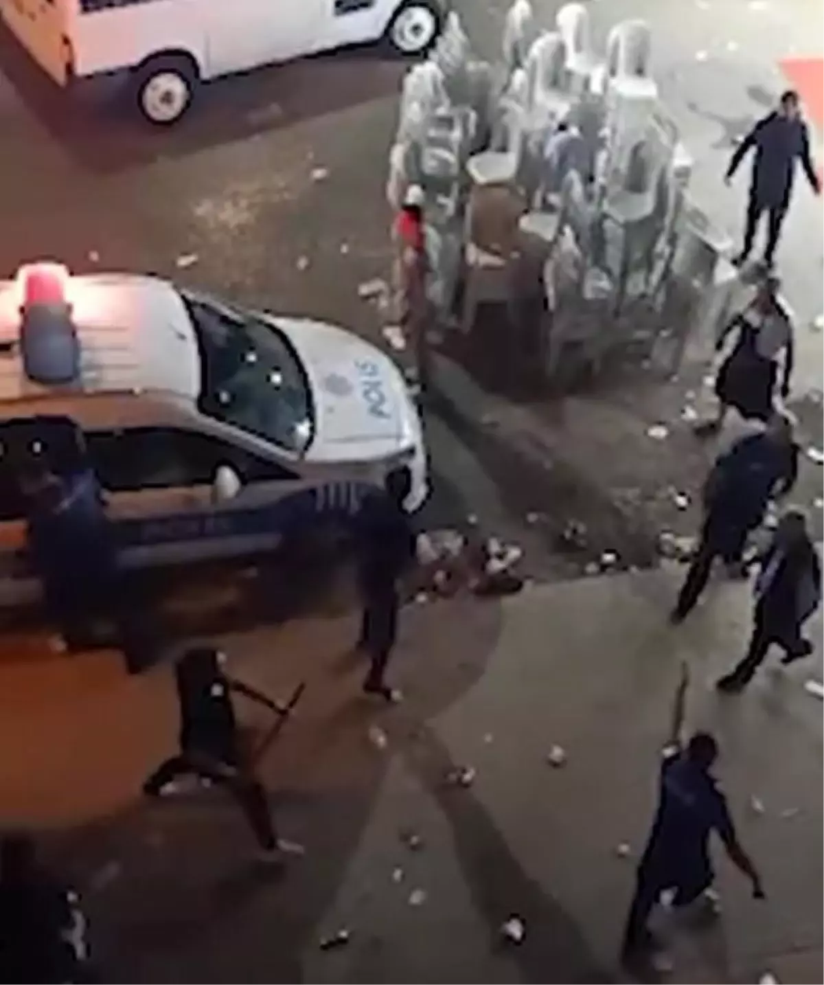 Çerkezköy\'de sokak düğününe polis müdahalesi: 5 yaralı, 10 gözaltı