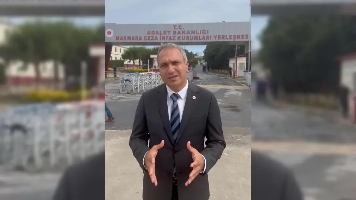 CHP İstanbul Milletvekili Suat Özçağdaş, Gezi davası tutuklularını ziyaret etti