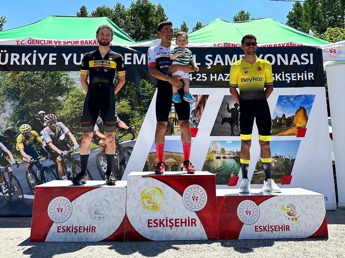 Yunus Emre Türkiye Yol Bisikleti Şampiyonası Eskişehir\'de gerçekleştirildi