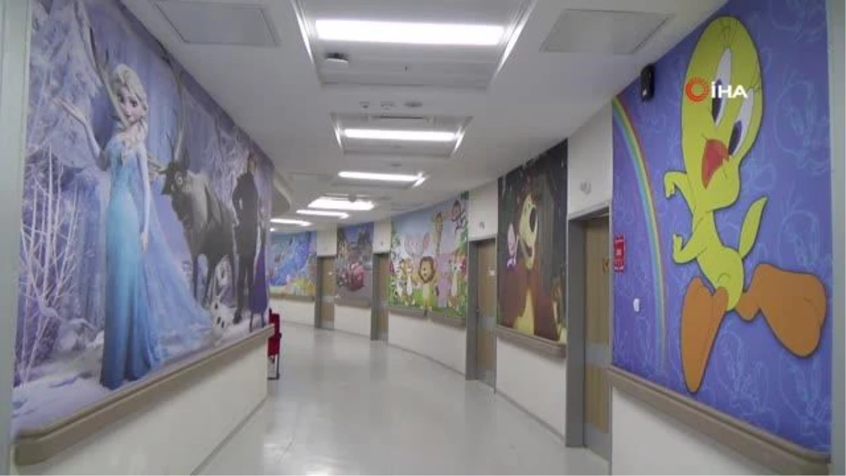 Bayburt Devlet Hastanesi çocuk servisi çizgi film karakterleriyle donatıldı