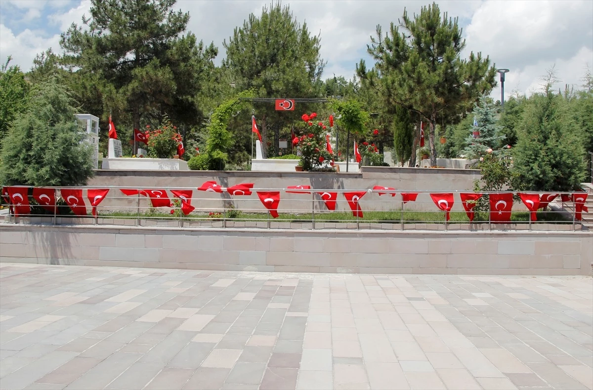 Beypazarı Belediyesi, Kurban Bayramı\'nda Mezarlıklara Ücretsiz Servis Sunuyor