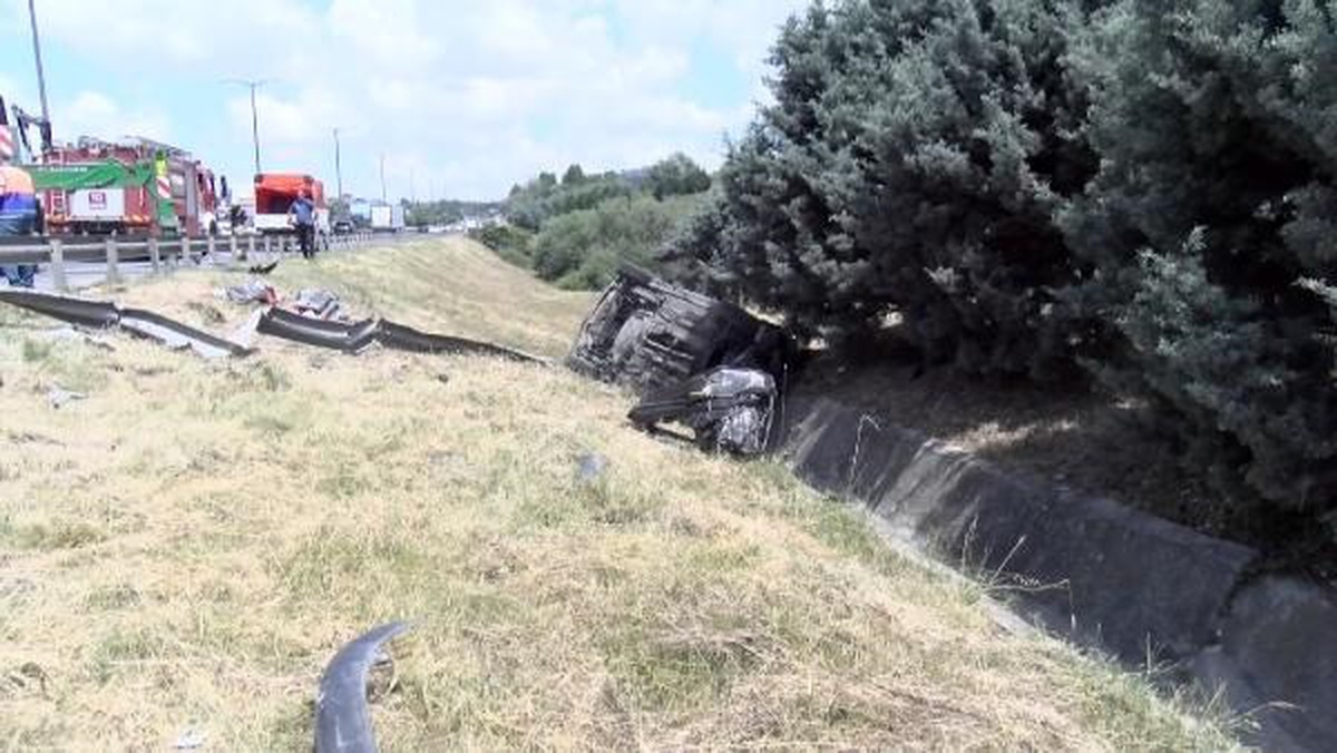 TEM Esenyurt Hadımköy mevkiinde kaza: 1\'i ağır 6 kişi yaralandı