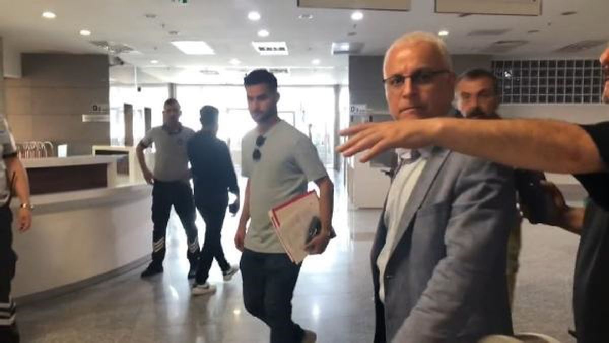 Gazeteci Merdan Yanardağ tutuklama talebiyle mahkemeye sevk edildi